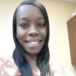Meet your Posher, Nadege